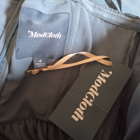 NWT Modcloth Womens A-line Crocheted Floral Bodice Party Dress Size 4 - Picture 2 of 12